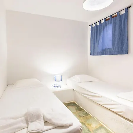 Sea Life House Parikia (Paros)